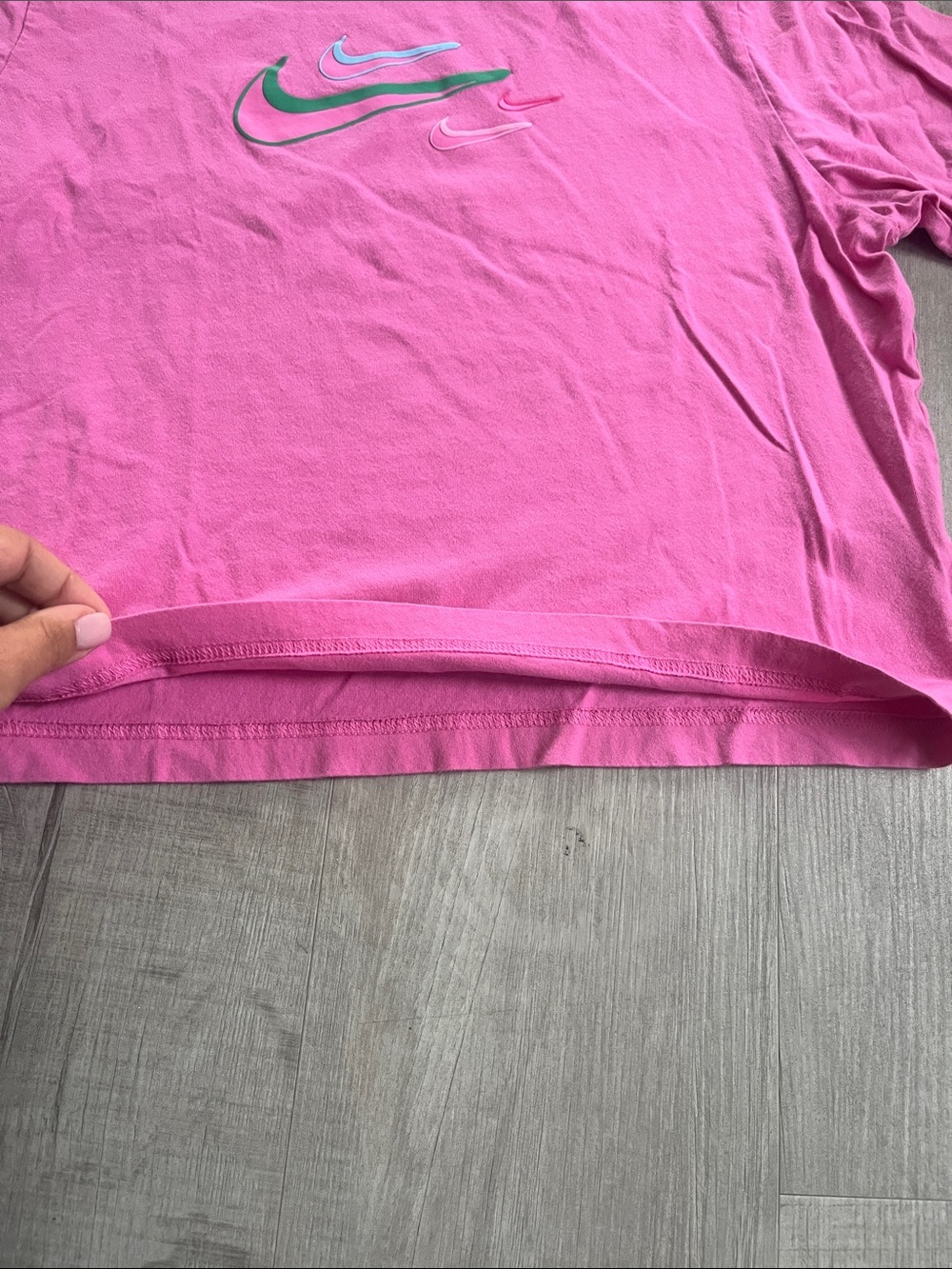 ✨Nike Tee✨ - Picture 3 of 6